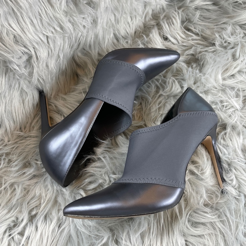 BCBG Grey Heels, size 8.5